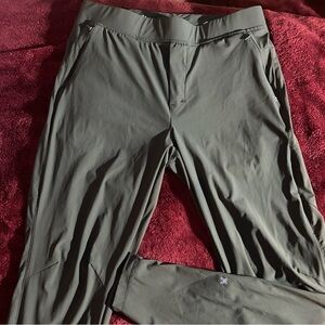 Kenneth Cole Women's Olive Straight Leg Pants